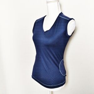Alo Yoga Blue Coolfit Athletic Athleisure Tank Top